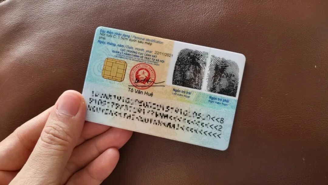 花 5 万 “变身” 越南人，假证 + 假聋哑证明，男子刚要出境就悲剧了！